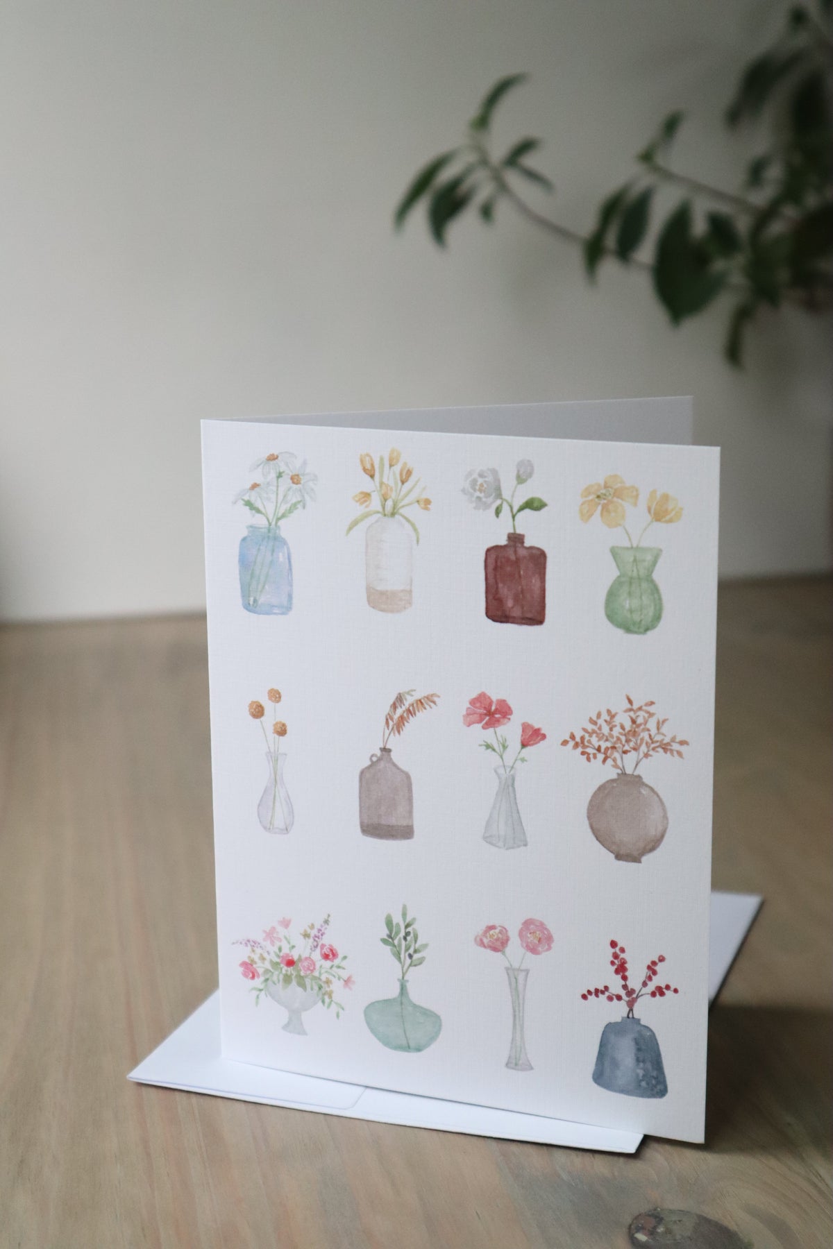 ONLY  WS - Flower Vase Card